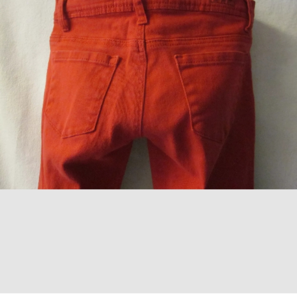 Red Jeans U 51